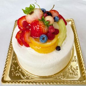 【生クリーム】※一週間前から注文承っております。